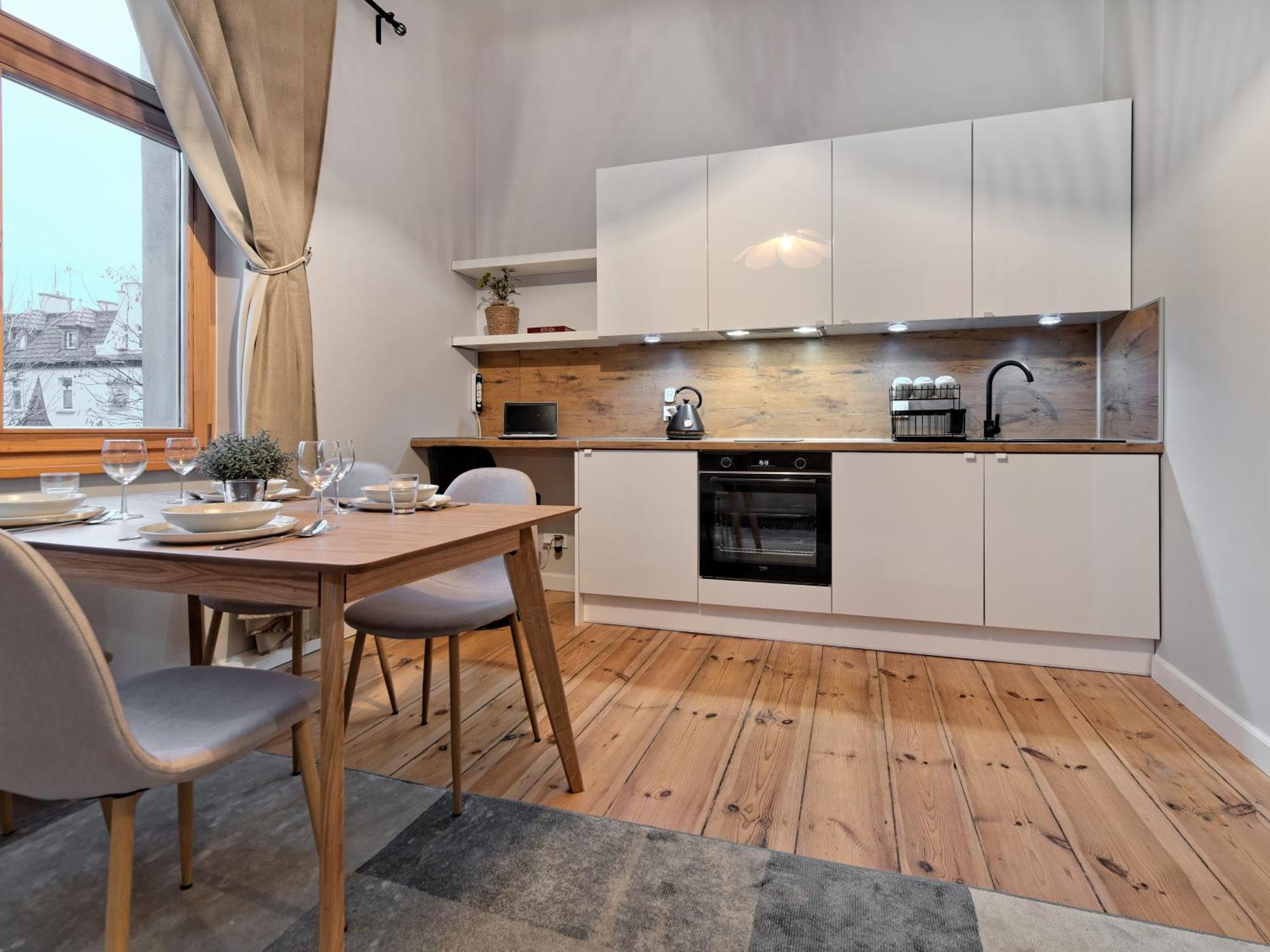 - Acco Rent Lägenhet